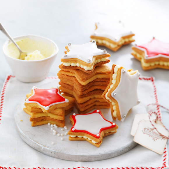 Shortbread christmas cookies with sprinkles