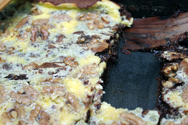 Anschnitt der Frischkäse-Brownies