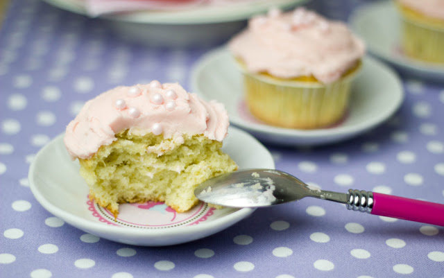 saftige Rhabarbercupcakes