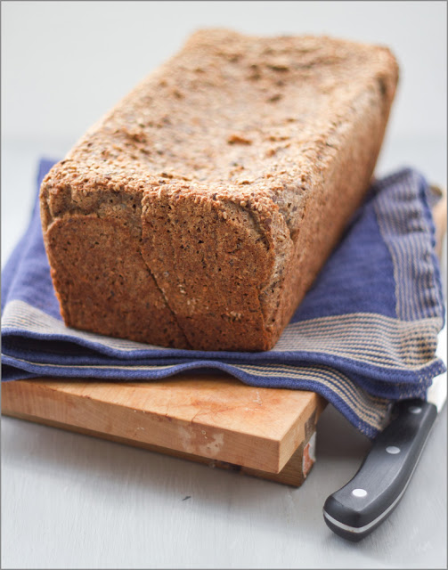 Rezept für selbst gebackenes saftiges Vollkornbrot Rezept für selbst gebackenes saftiges Vollkornbrot