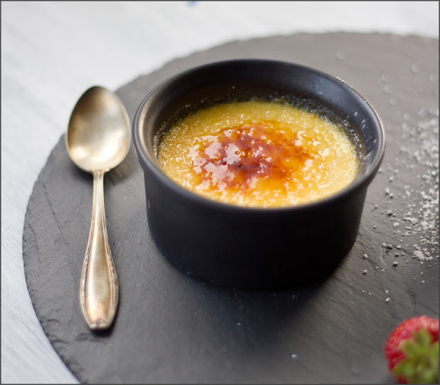 Metro Kochherausforderung Mango-Crème brûlée mit Himbeer-Brause-Gugl