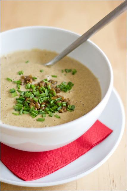 Rezept für Linsenschaumsuppe mit Schnittlauch Rezept aus "Das Kochbuch": Linsenschaumsuppe mit Schnittlauch