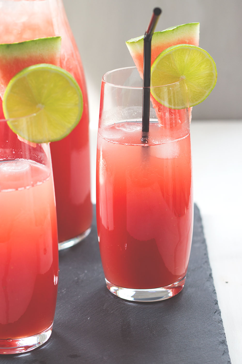 Rezept für Wassermelonen-Limo | selbstgemachte Limonade als Sommerdrink | moeyskitchen.com