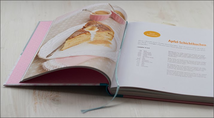 Jeden Tag ein Buch! Rezension vom Backbuch "Anniks Lieblingskuchen" von Annik Wecker (DK Verlag) Jeden Tag ein Buch! Rezension vom Backbuch "Anniks Lieblingskuchen" von Annik Wecker (DK Verlag)