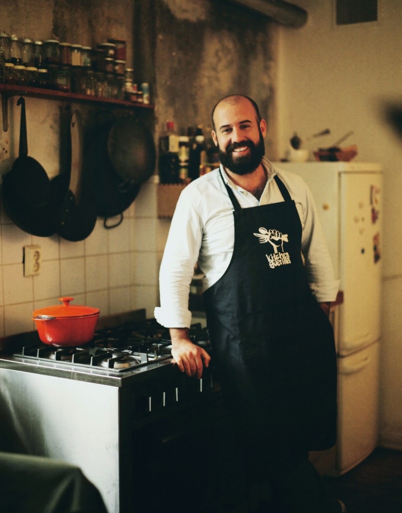 Koral von Kitchen Guerilla aus dem Buch "Aus Liebe zum Kochen", erschienen bei Callwey Koral von Kitchen Guerilla aus dem Buch "Aus Liebe zum Kochen", erschienen bei Callwey