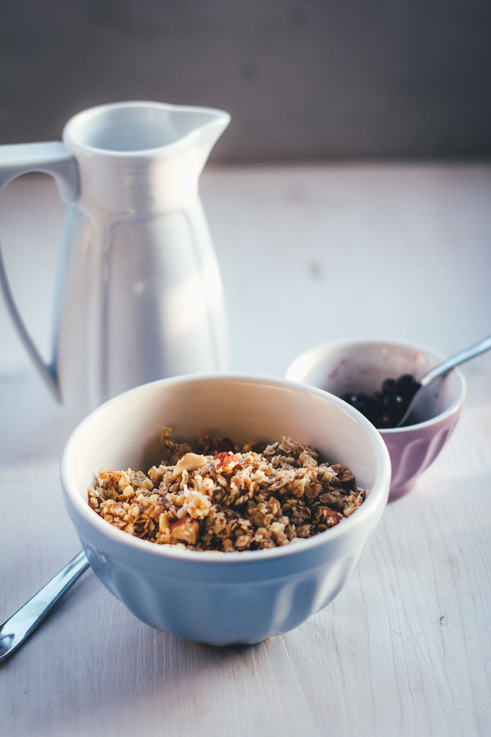 Rezept für Honig-Nuss-Granola | Mein Müsli der Woche | Leckeres Knuspermüsli mit cremigem Honig und knackigen Nüssen | moeyskitchen.com #granola #knuspermüsli #muesli #selbstgemacht #homemade #foodblogger #rezepte #frühstück #breakfast #honig #nüsse
