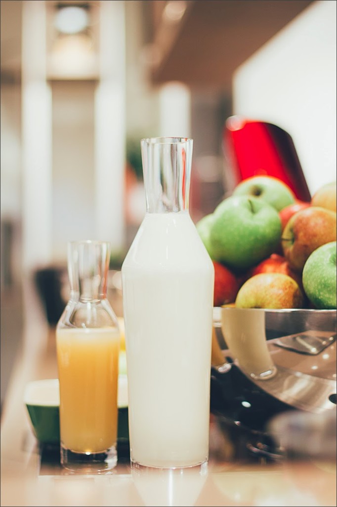 moey's kitchen zu Gast im Zwilling Flagship Store in Düsseldorf! Hervorragende Produkte für den Apple Crumble im Zwilling Flagship Store in Düsseldorf