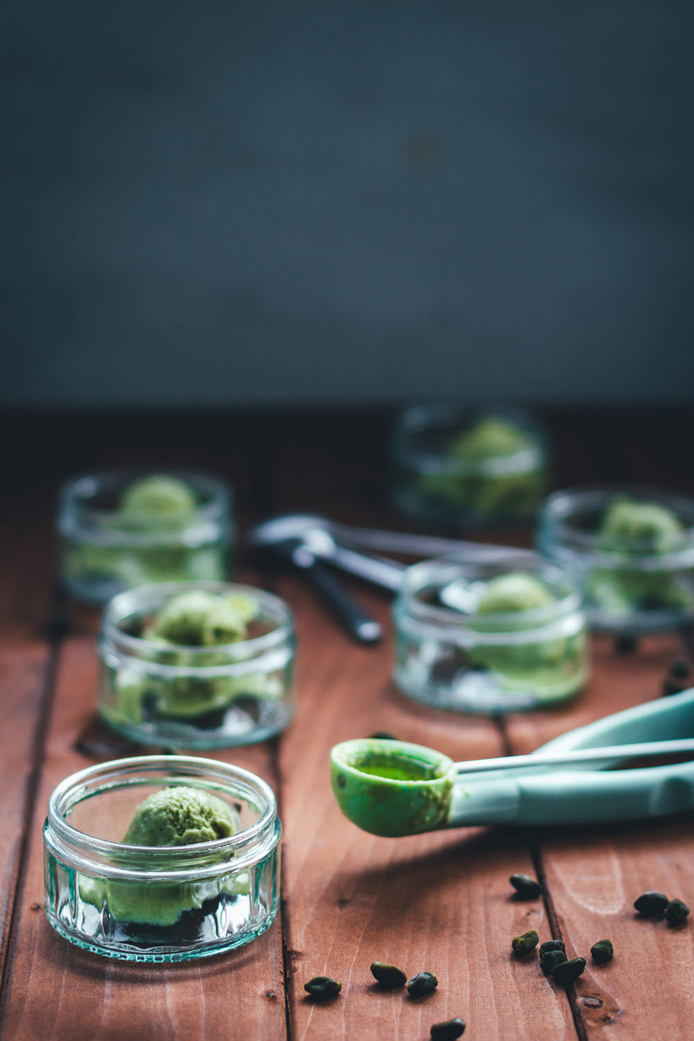 Rezept für selbst gemachtes Pistazieneis | mit Thermomix und Eismaschine | moeyskitchen.com #pistazieneis #eis #thermomix #eismaschine #eisrezept #rezepte #foodblogger