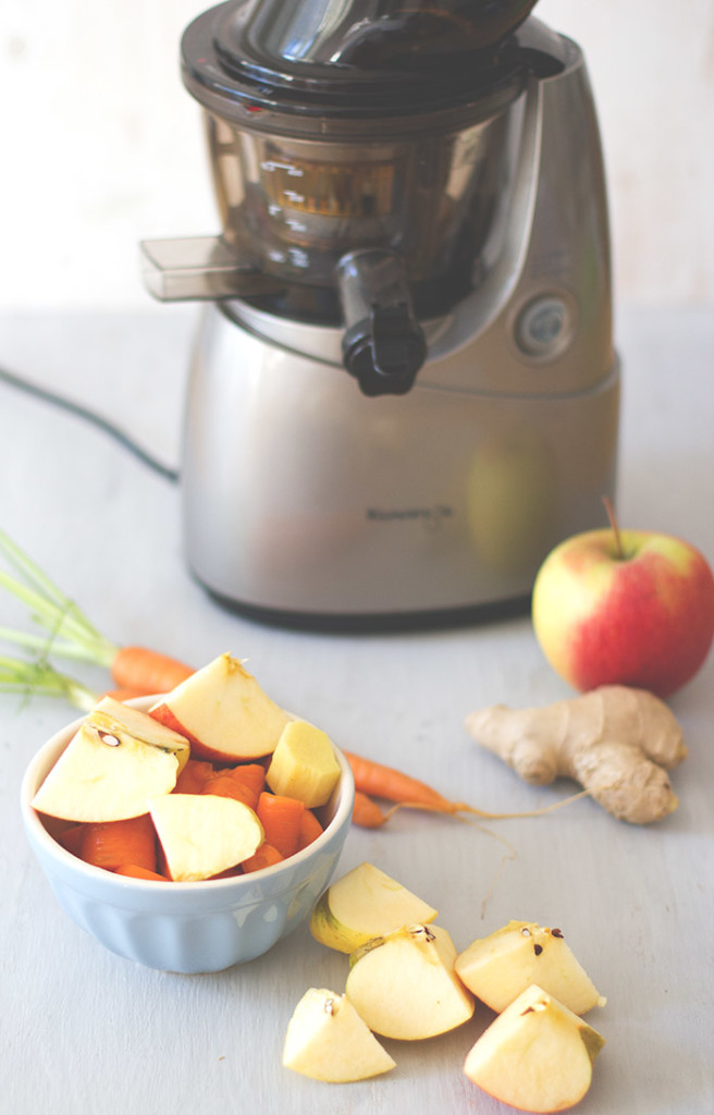 Vorstellung des Kuvings Whole Slow Juicer und Rezept für Karotten-Apfel-Ingwer-Saft Vorstellung des Kuvings Whole Slow Juicer und Rezept für Karotten-Apfel-Ingwer-Saft