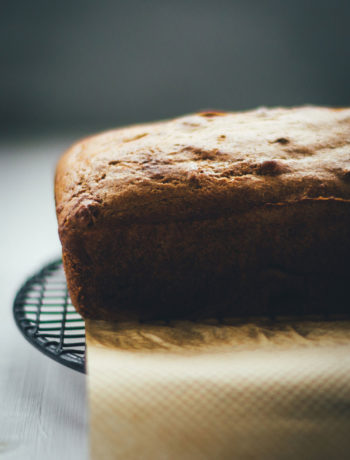 Rezept für saftiges Bananenbrot mit Cranberries und Walnüssen | moeyskitchen.com #bananenbrot #bananabread #backen #kuchen #kuchenbacken #rezepte #foodblogger