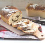 Kastenweißbrot mit Saaten-Swirl (Swirl Toast)