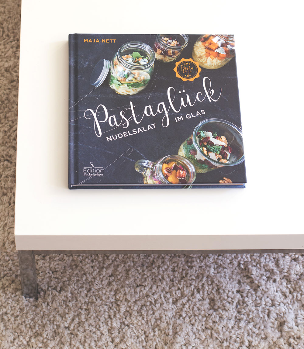 Kochbuch: Pastaglück - Nudelsalat im Glas von Maja Nett von moeyskitchen.com