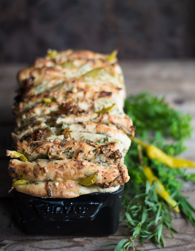 Zupfbrot mit Frischkäse und Kräuterbutter - Philly Cheese Pull Apart Bread von Simone von S-Küche
