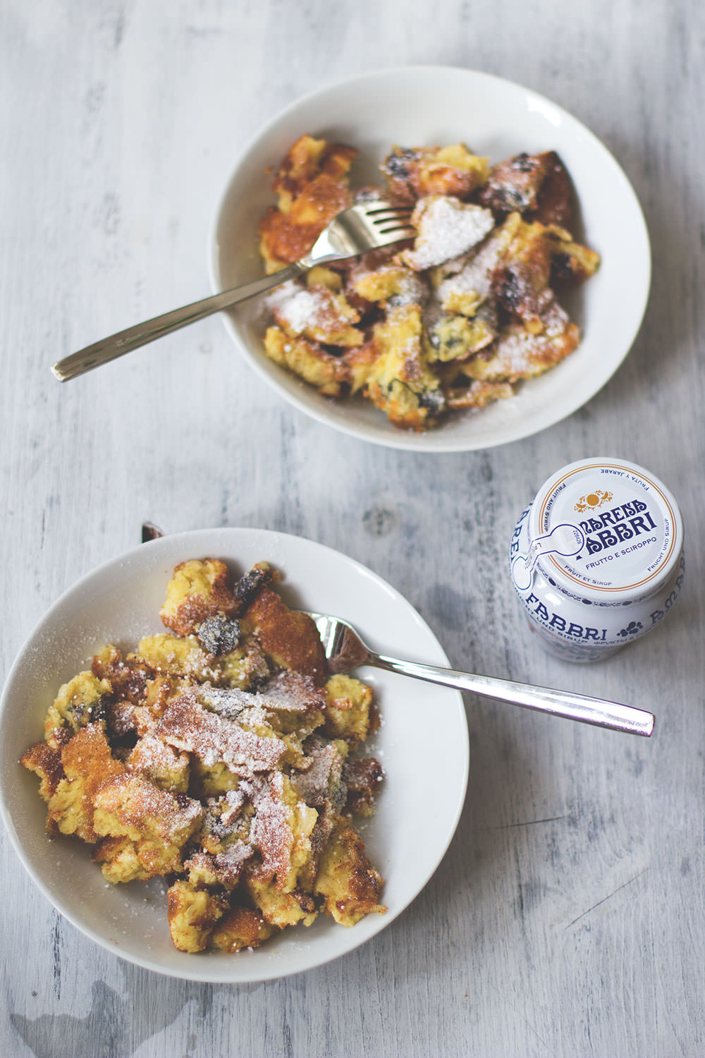Rezept für Ofenschmarrn mit Amarena-Kirschen von moeyskitchen.com