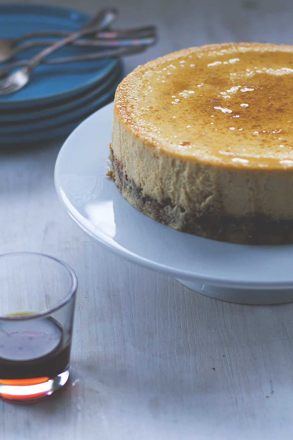 Rezept für Cheesecake aus dem Varoma: Ahornsirup-Walnuss-Cheesecake zum Thermomix-Donnerstag von moeyskitchen.com