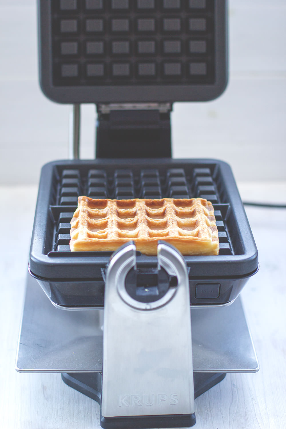 Rezept für die einfachsten Waffeln der Welt mit nur 2 Zutaten