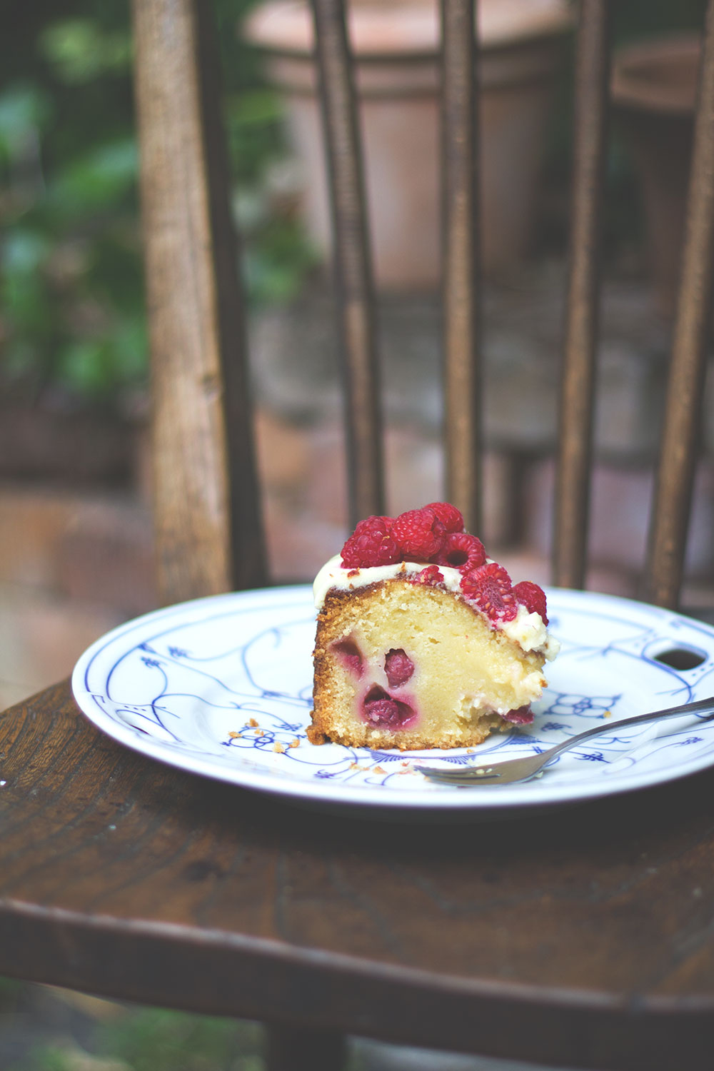 Rezept für Mud Cake mit weißer Schokolade und Himbeeren | moeyskitchen.com