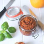Rezept für Tomaten-Orangen-Pesto als rotes Pesto oder auch Pesto Rosso | moeyskitchen.com