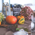 Herbst Dinner Dessert Rezept für Ricotta-Mascarpone-Mousse mit gebackenen Ahornsirup-Walnuss-Feigen und Shortbread Keksen | moeyskitchen.com