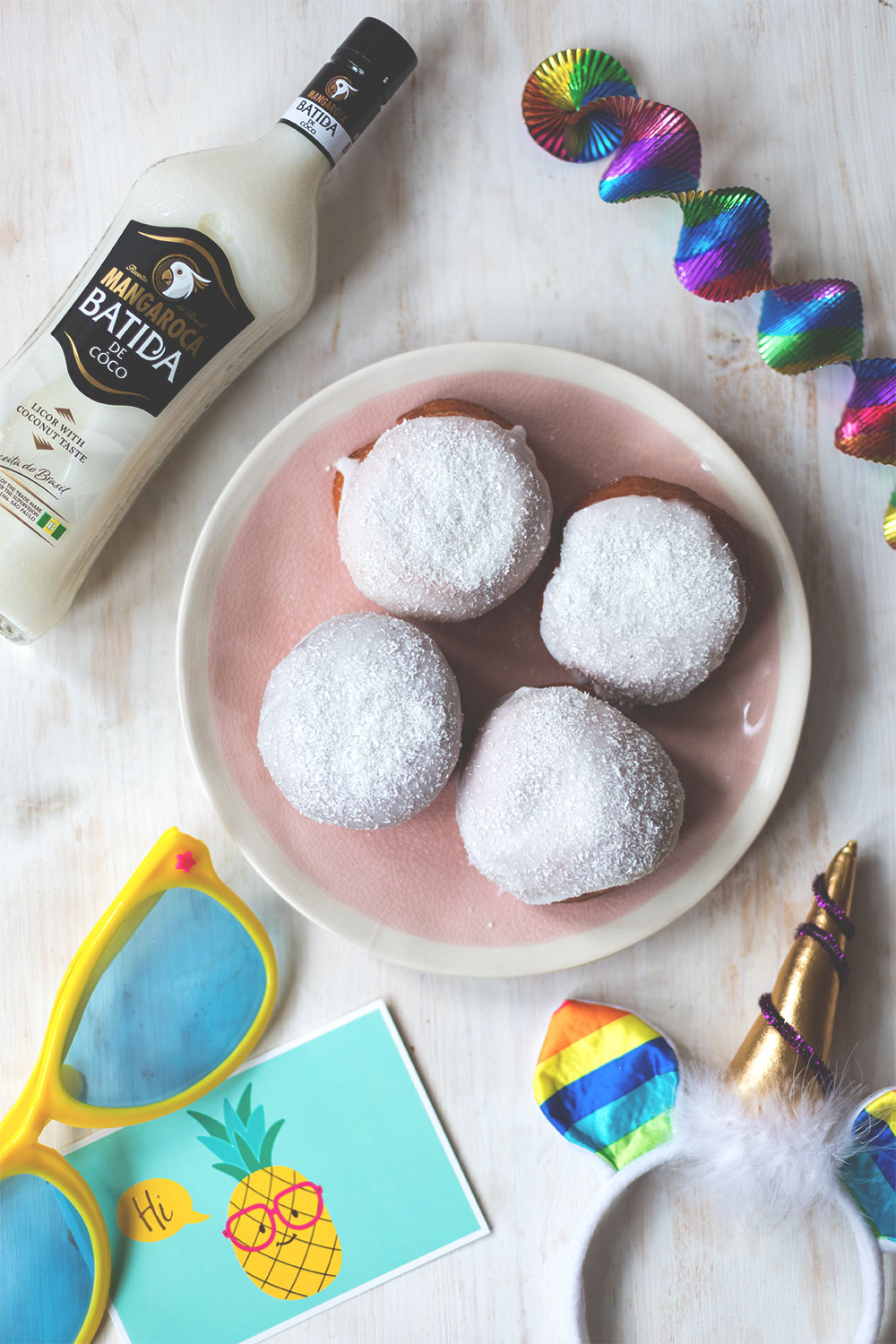 Rezept für Berliner mit einer Creme-Füllung aus Batida de Coco und Maracuja (Werbung) | moeyskitchen.com