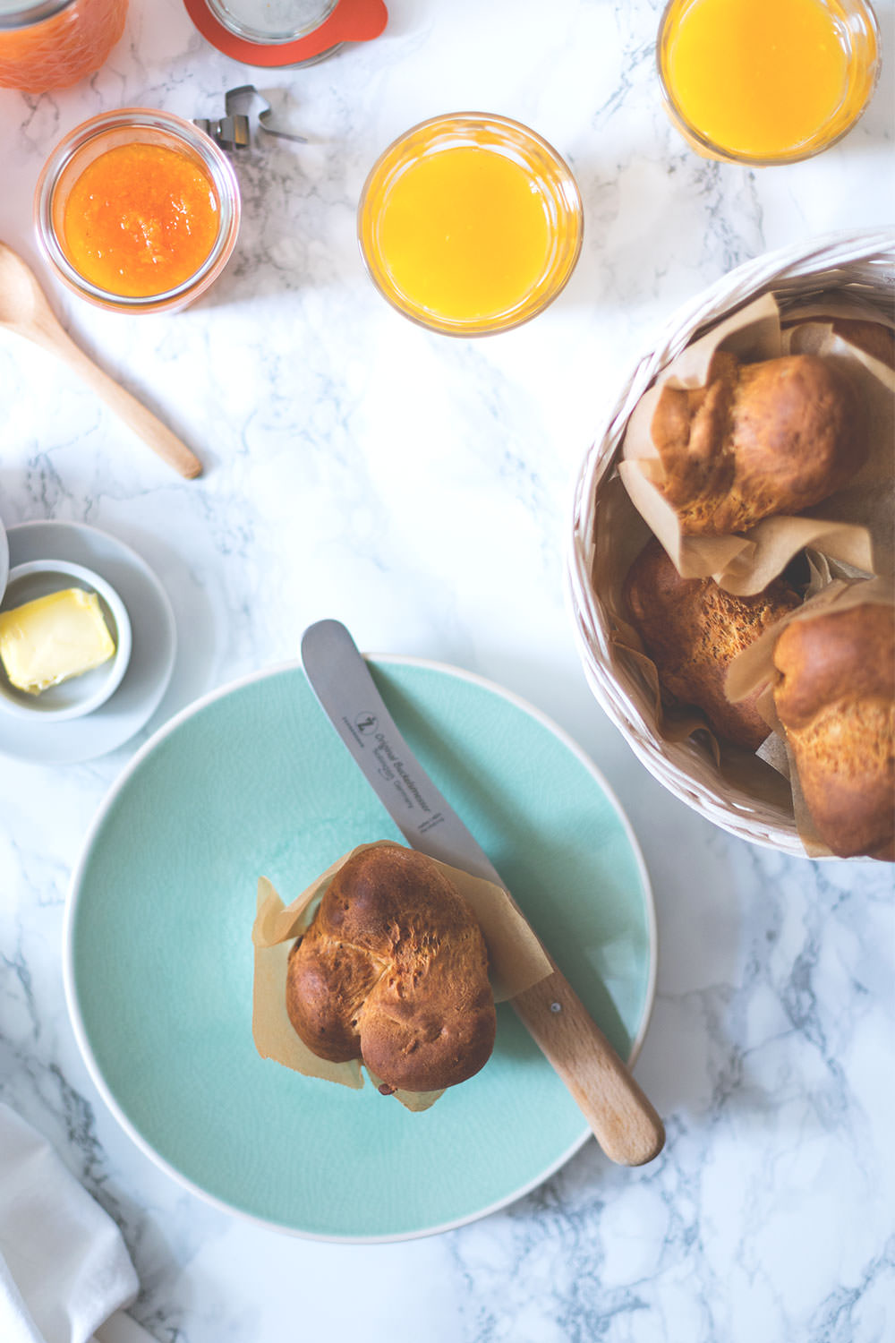 Rezept für schnelle Quark-Brötchen | Foodblogger-Osterbrunch | moeyskitchen.com