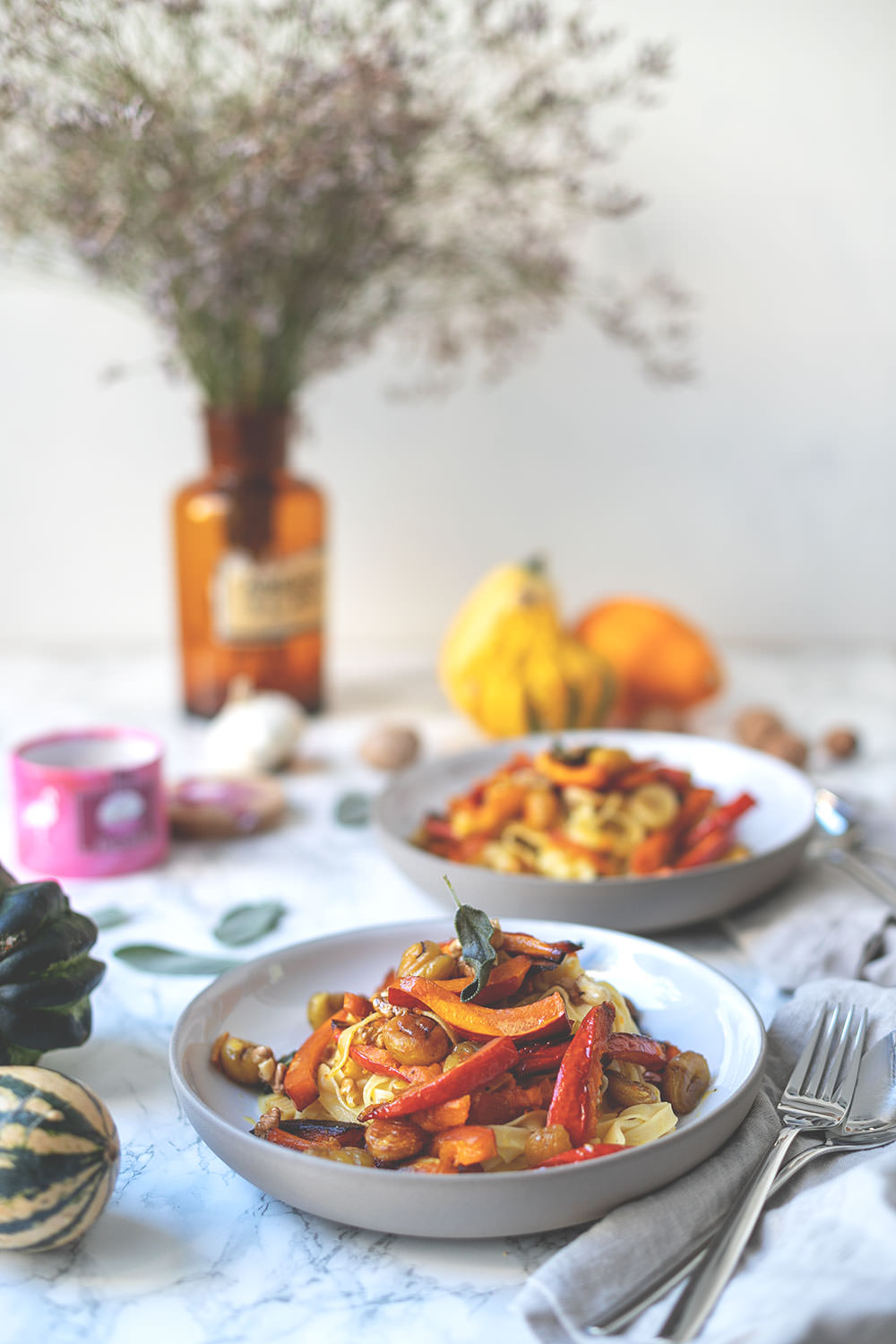 Rezept für Frische Pasta mit Maronen, Kürbis, Salbei und Roquefort #francebonappetit | moeyskitchen.com #frankreich #foodblog #rezept #kürbis #maronen #roquefort #vegetarisch #pasta