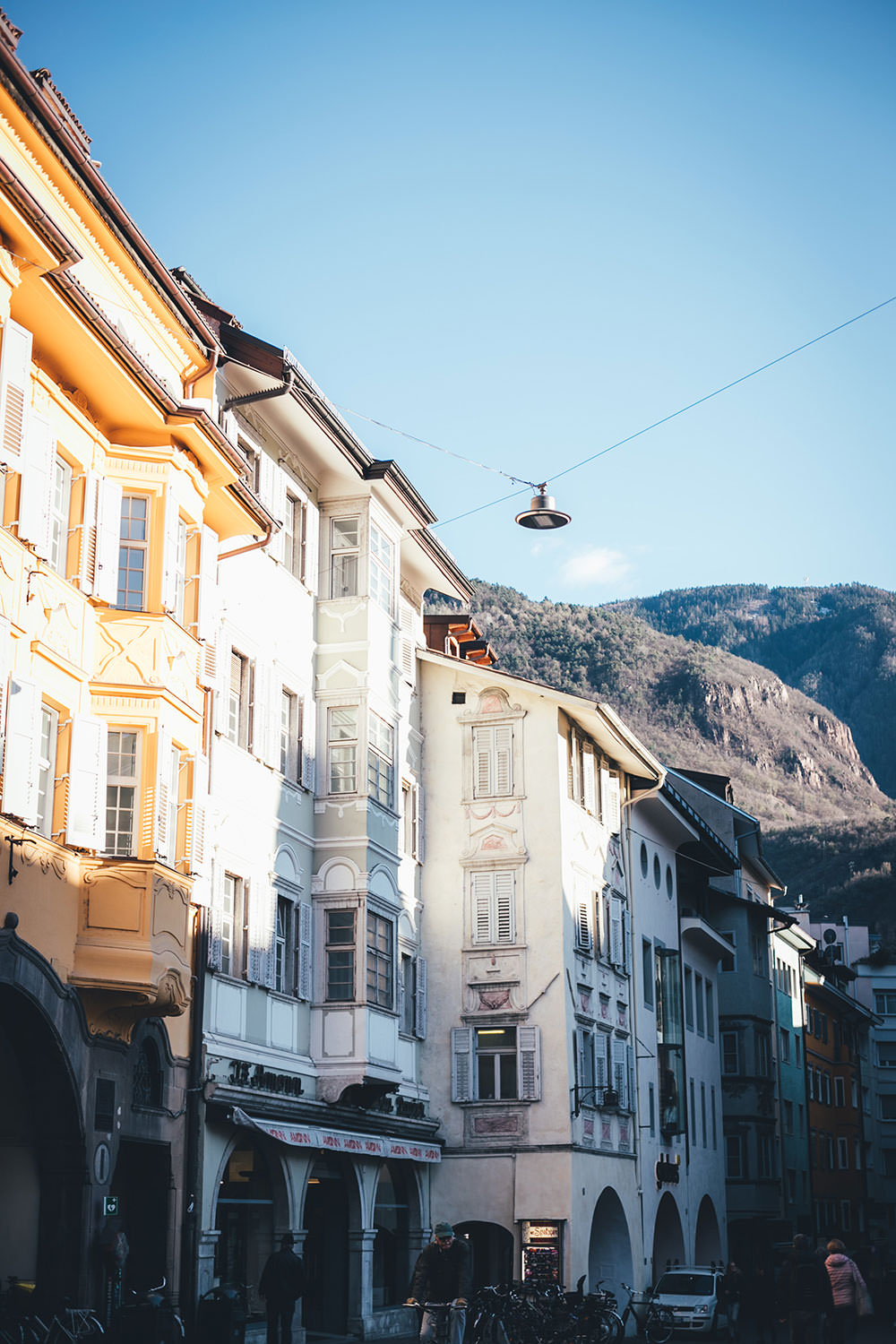 Auf Genussreise durch Südtirol mit Südtiroler Speck g.g.A., Südtiroler Apfel g.g.A., Stilfser g.U. Käse und Südtirol DOC Wein | moeyskitchen.com #südtirol #southtyrol #suedtirol #altoadige #QualitätEuropa #EnjoyItsFromEurope #SuedtirolerApfel #StilfserKaese #SuedtirolerSpeck #SuedtirolWein