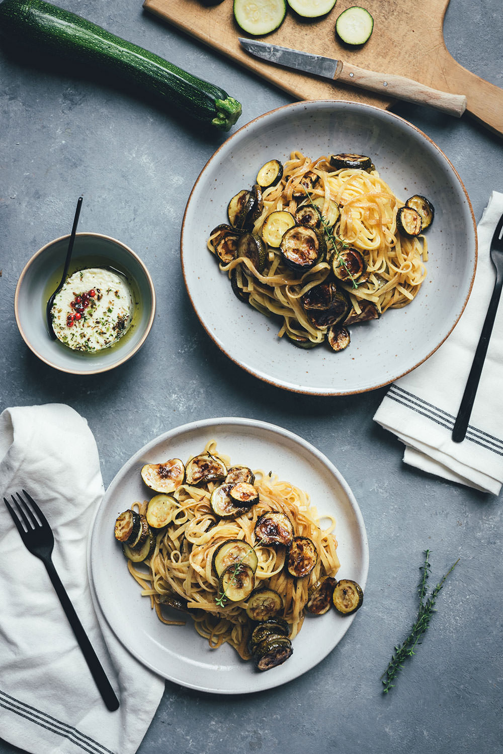 Rezept für Pasta und Ofen-Zucchini mit Aceto Balsamico di Modena g.g.A. (Werbung) | moeyskitchen.com #pasta #nudeln #spaghetti #fettuccine #balsamico #acetobalsamico #acetobalsamicodimodena #zucchini #courgette #sommer  #foodblogger #rezepte