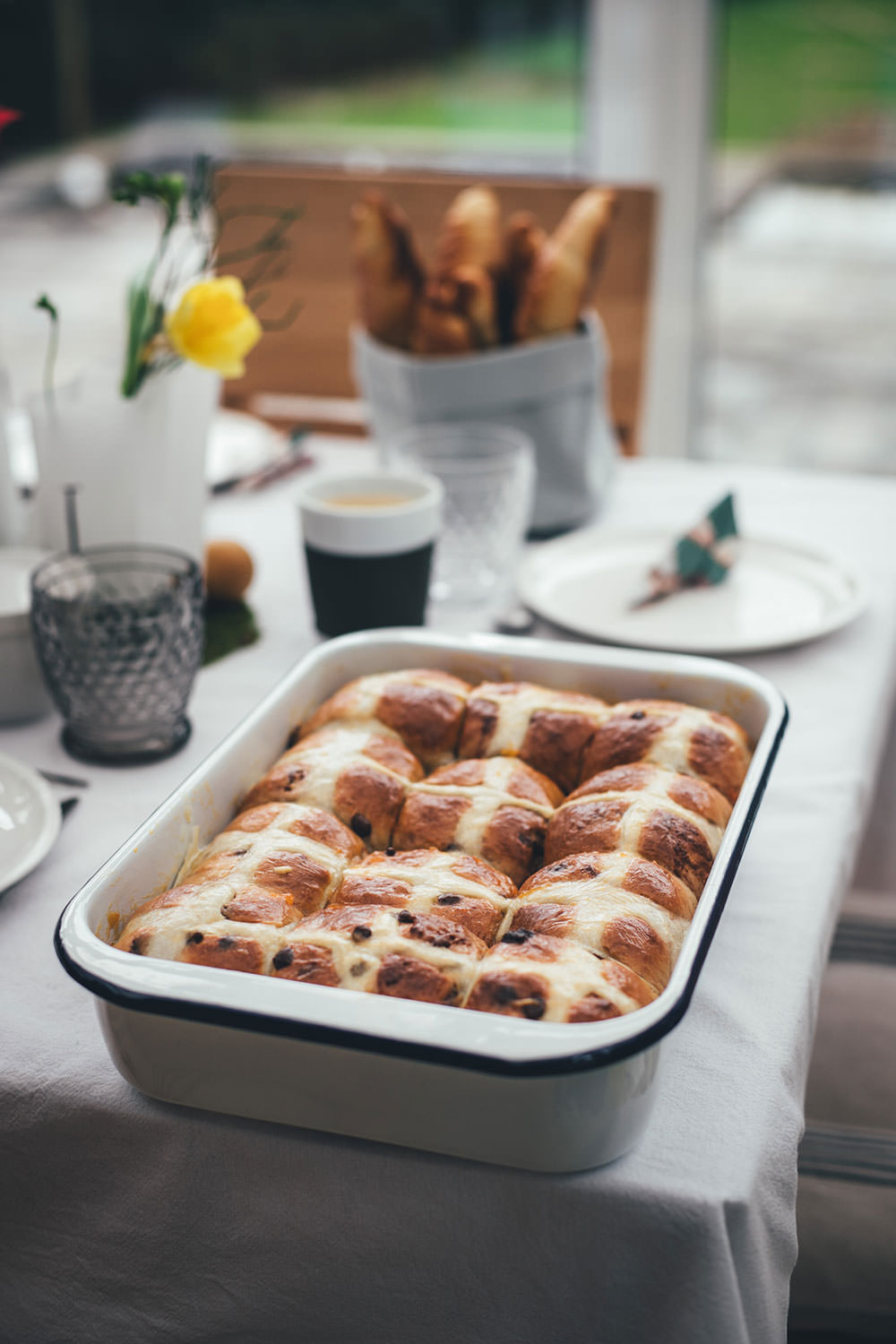 Mallorquinischer Mandelkuchen | Rezept für saftigen Mandelkuchen ohne Mehl und Butter | moeyskitchen.com #rezepte #backen #kuchen #mandelkuchen #mallorca #mallorquinischermandelkuchen #glutenfrei #kuchenohnemehl #foodblogger