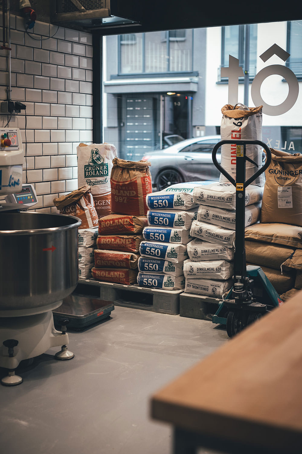 prôt - von Alex handgebacken | Bäckerei Köln | belgisches Viertel Backstube | moeyskitchen.com #lieblingsladen #bäcker #bäckerei #backstube #prot #protvonalex #köln #supportyouelocalbusiness