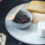 Rezept für einfache Feigen-Walnuss-Konfitüre | Brotaufstrich mit nur 3 Zutaten | moeyskitchen.com #aufstrich #marmelade #konfitüre #feigen #walnüsse #herbstrezept #selbermachen #foodblog #rezept