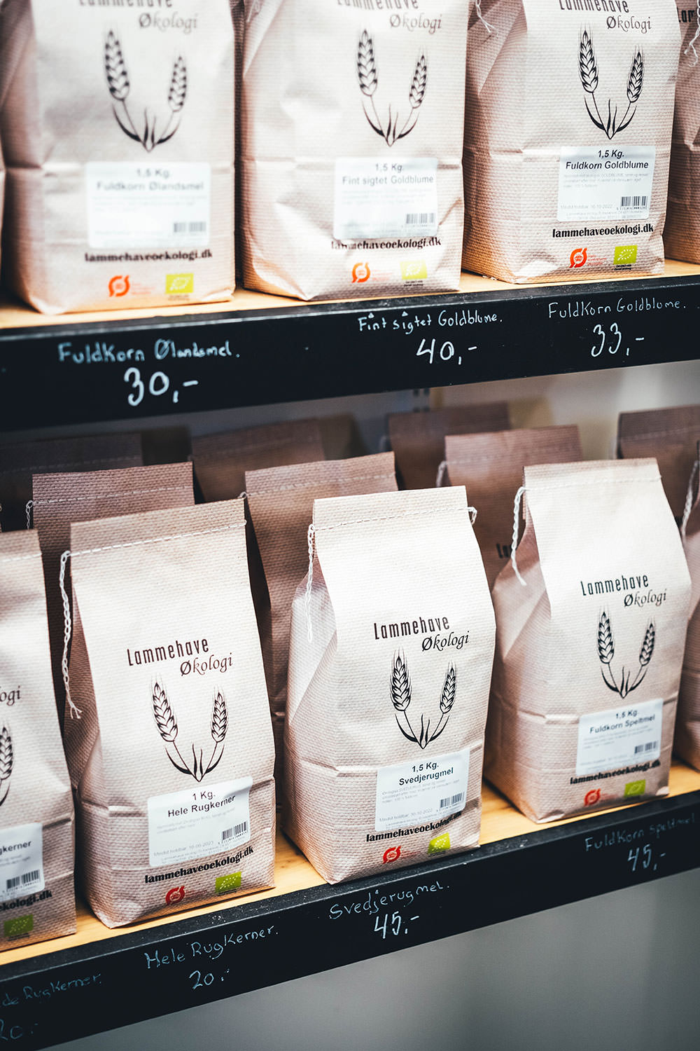 Mehl vom Bio-Bauernhof Lammehave Økologi in Falster, Dänemark | moeyskitchen.com