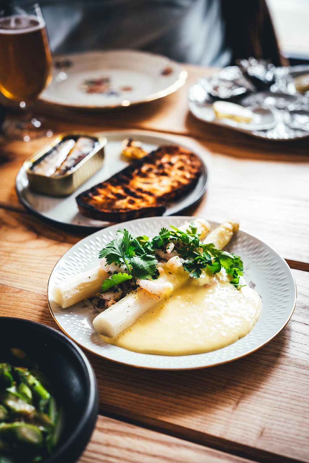 Lunch und Gebäck bei Hesnæs Havn Spisebord & Bageri | moeyskitchen.com