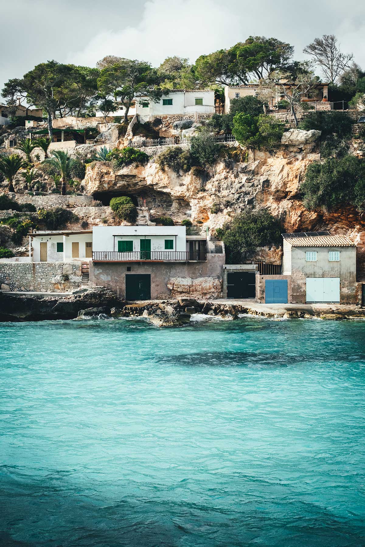 Cala Llombards gehört zu meinen liebsten Buchten auf Mallorca! | moeyskitchen.com