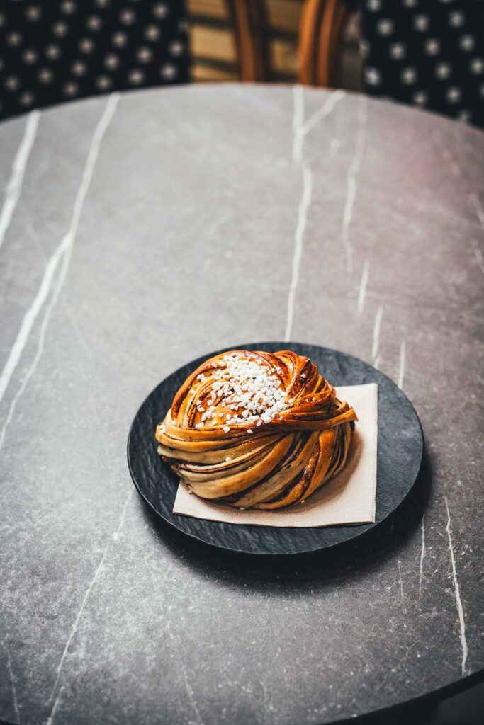 Palma Bread liegt sehr zentral, dort haben wir uns durch die Zimtschnecken probiert und köstliches Baguette für unseren Tapas-Abend mitgenommen. Eine weitere Filiale gibt es in Santa Catalina. | moeyskitchen.com