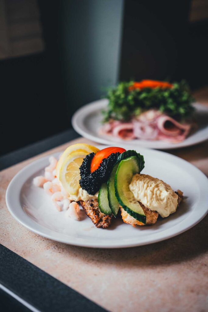 Smørrebrød im Café Hedekaffe neben der Kaffeerösterei | moeyskitchen.com