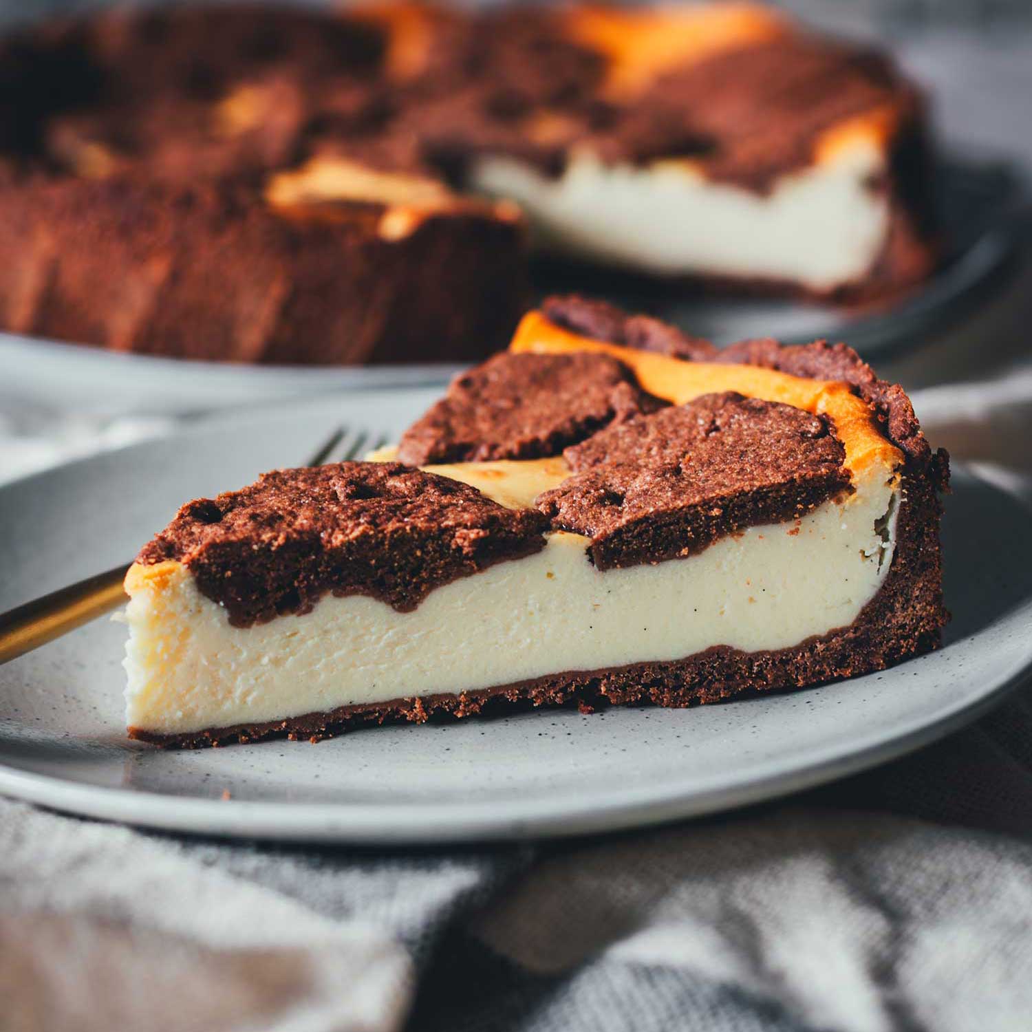 Rezeptbild Nahaufnahme von einem Stück Russischer Zupfkuchen